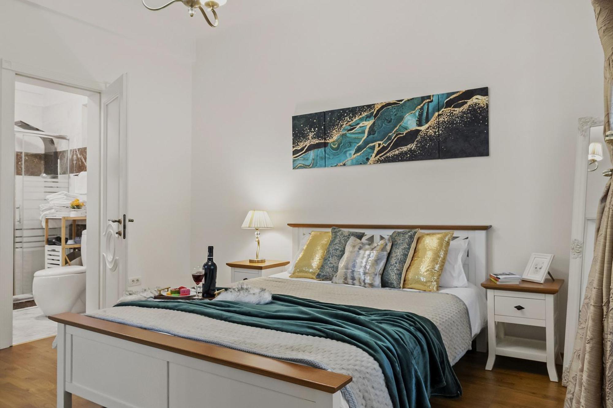 Sweet Luxury Three Rooms Apartment City Center Universitate Bucharest Exterior photo