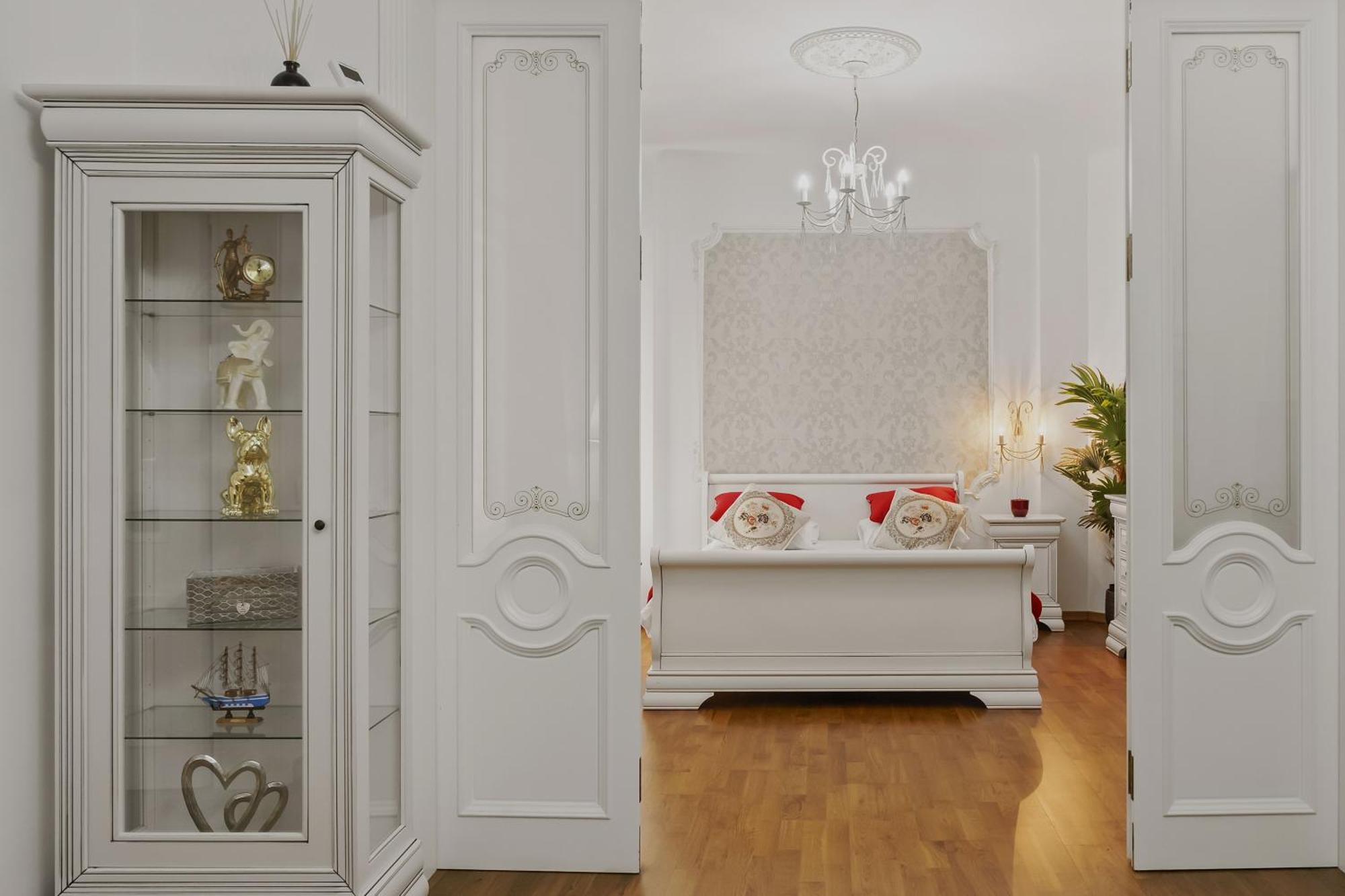 Sweet Luxury Three Rooms Apartment City Center Universitate Bucharest Exterior photo