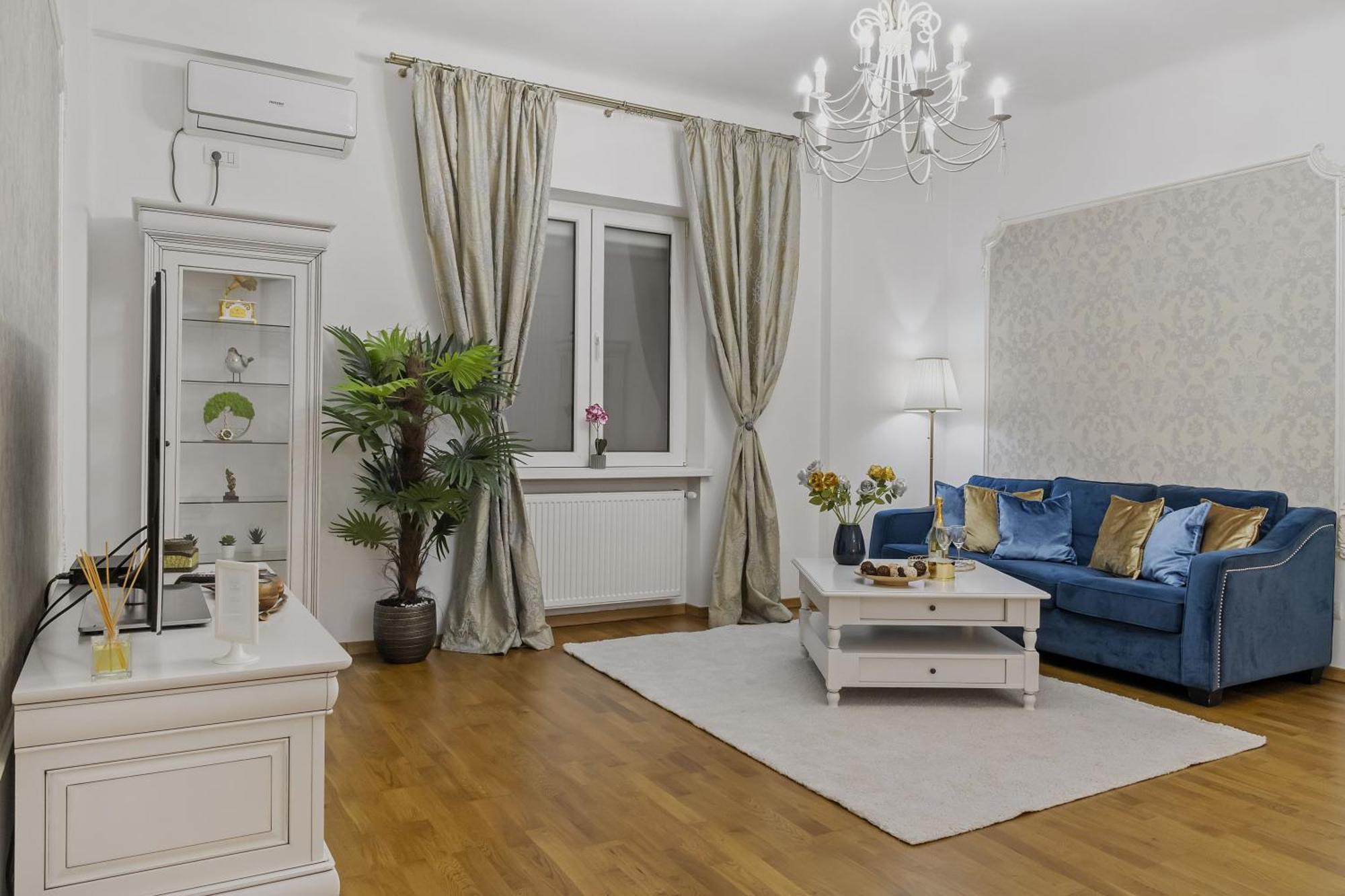 Sweet Luxury Three Rooms Apartment City Center Universitate Bucharest Exterior photo