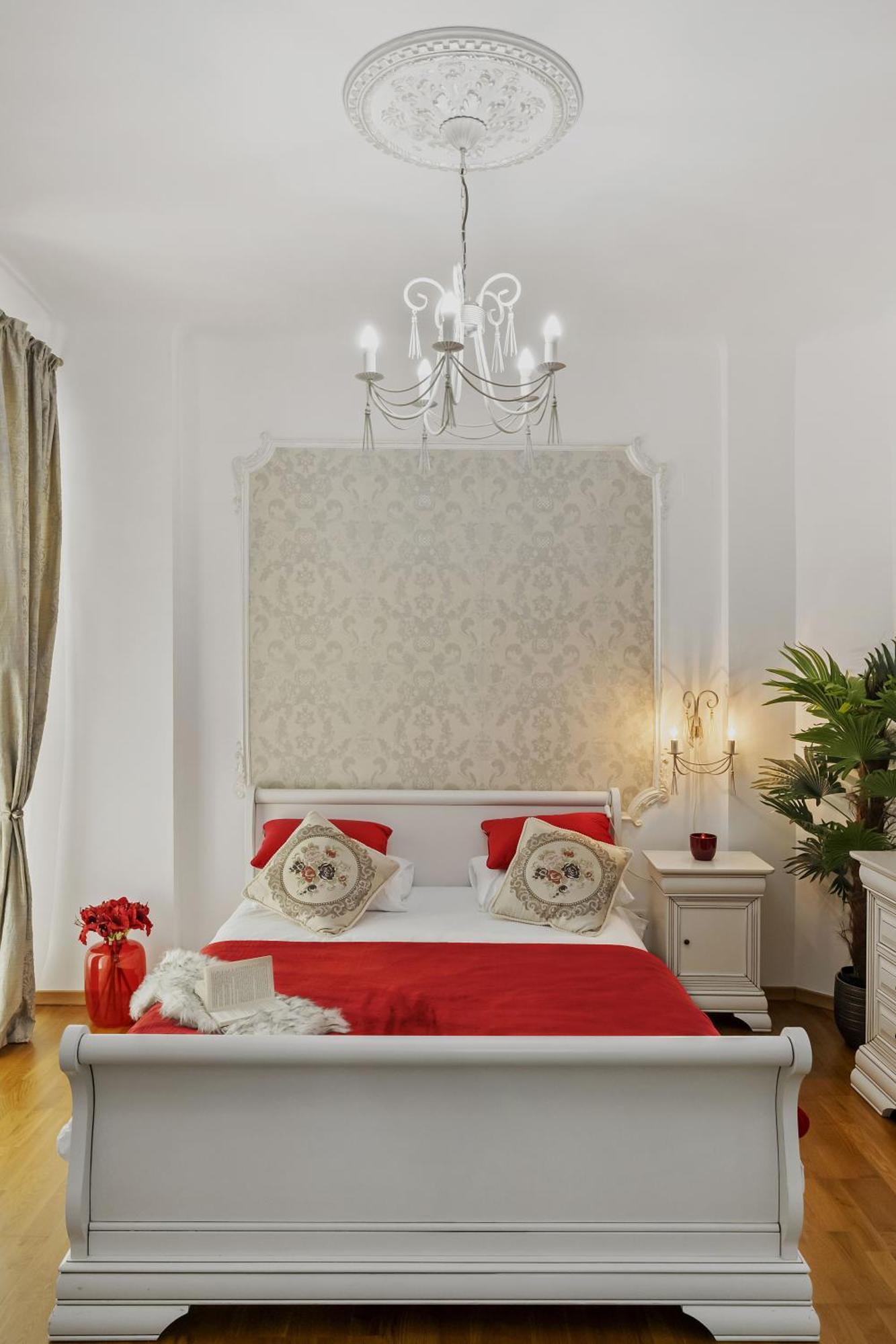 Sweet Luxury Three Rooms Apartment City Center Universitate Bucharest Exterior photo
