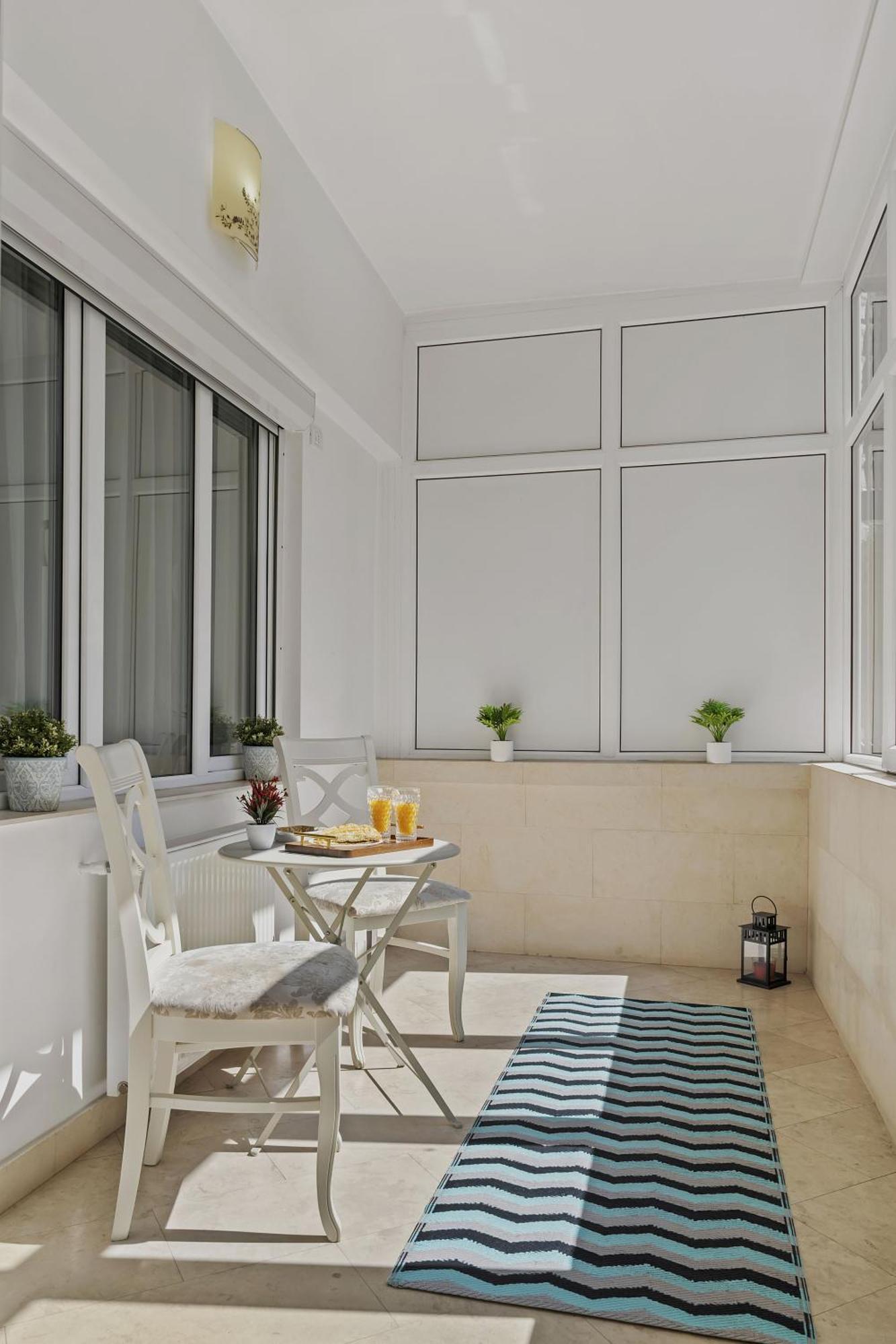 Sweet Luxury Three Rooms Apartment City Center Universitate Bucharest Exterior photo